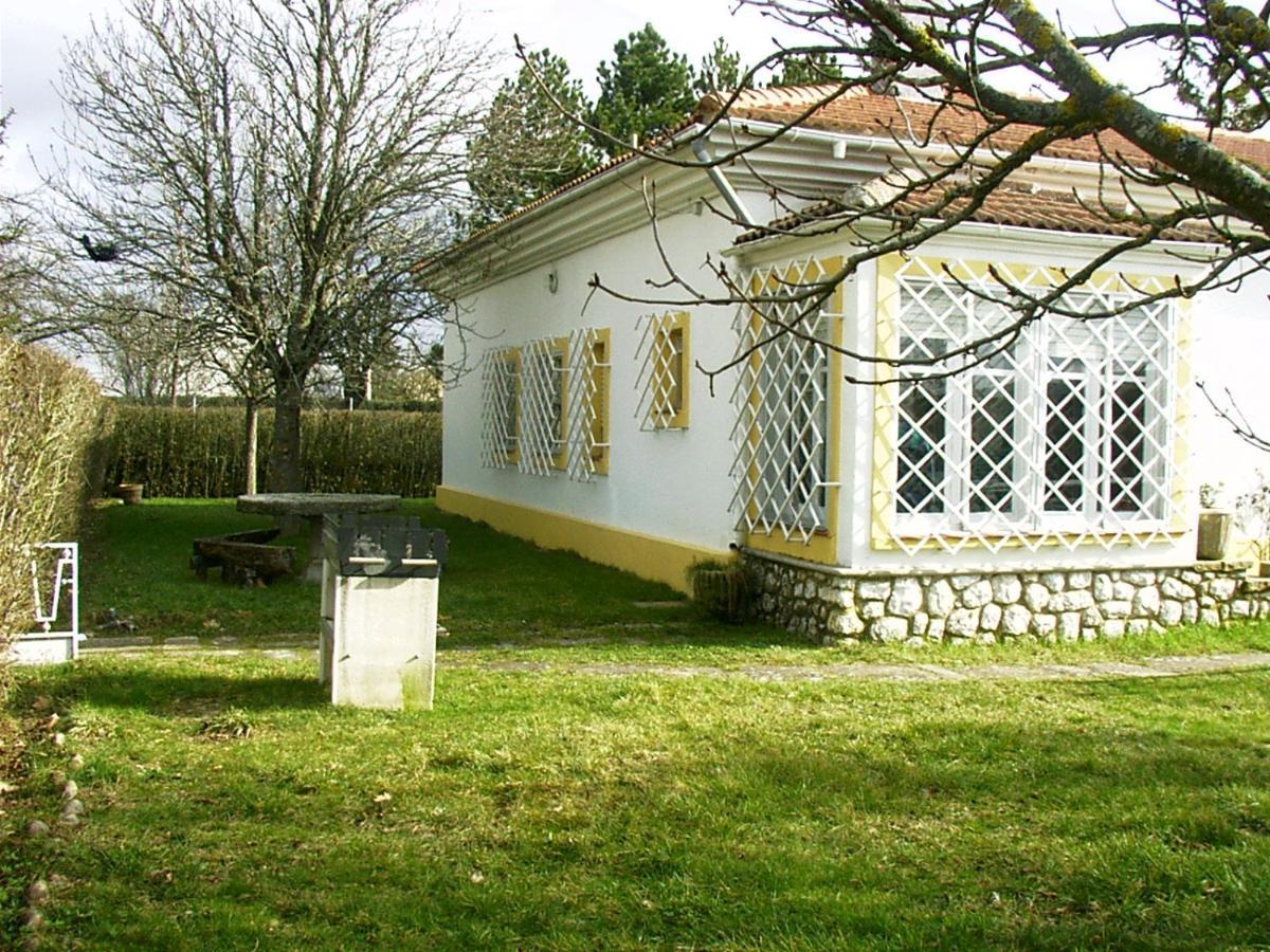 El Uncar Villa Castrejon de la Pena Luaran gambar