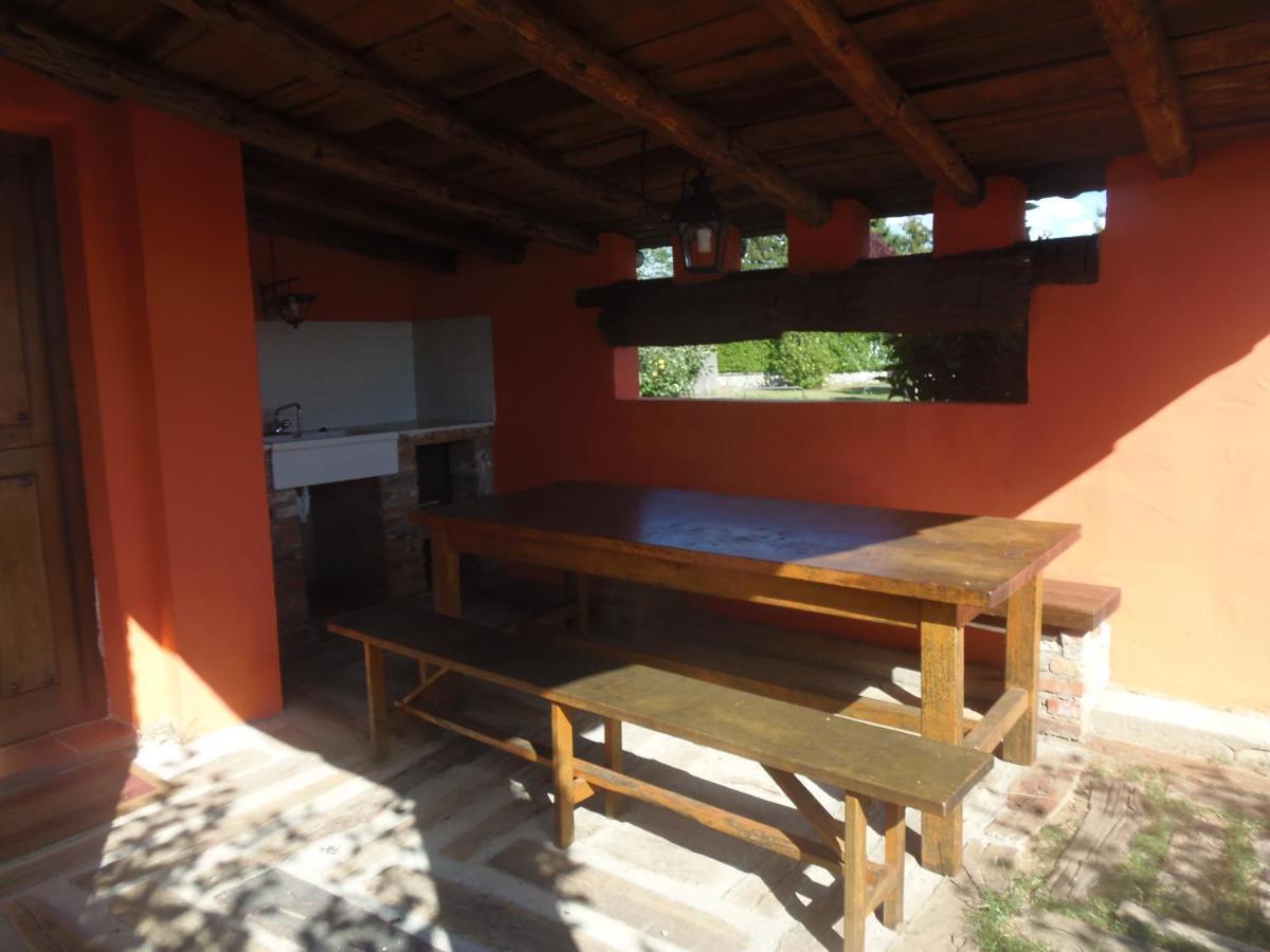 El Uncar Villa Castrejon de la Pena Luaran gambar
